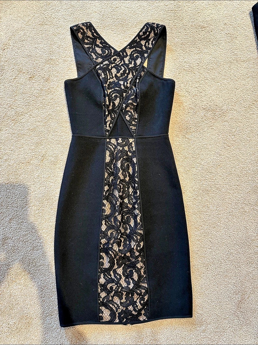 BCBGMAXAZRIA Lia Crisscross Bodycon Mini Dress Black & Gold